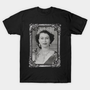 Vintage Queen Elizabeth II T-Shirt